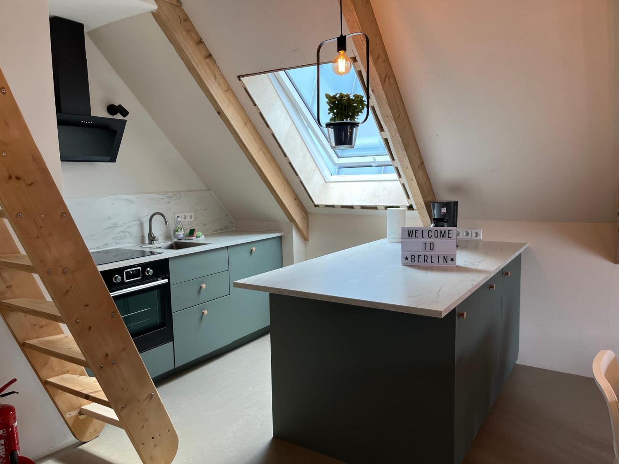 Quiet&cozy Perfect For Groups & Families & Business Trips, Near Ber Airport Appartement *