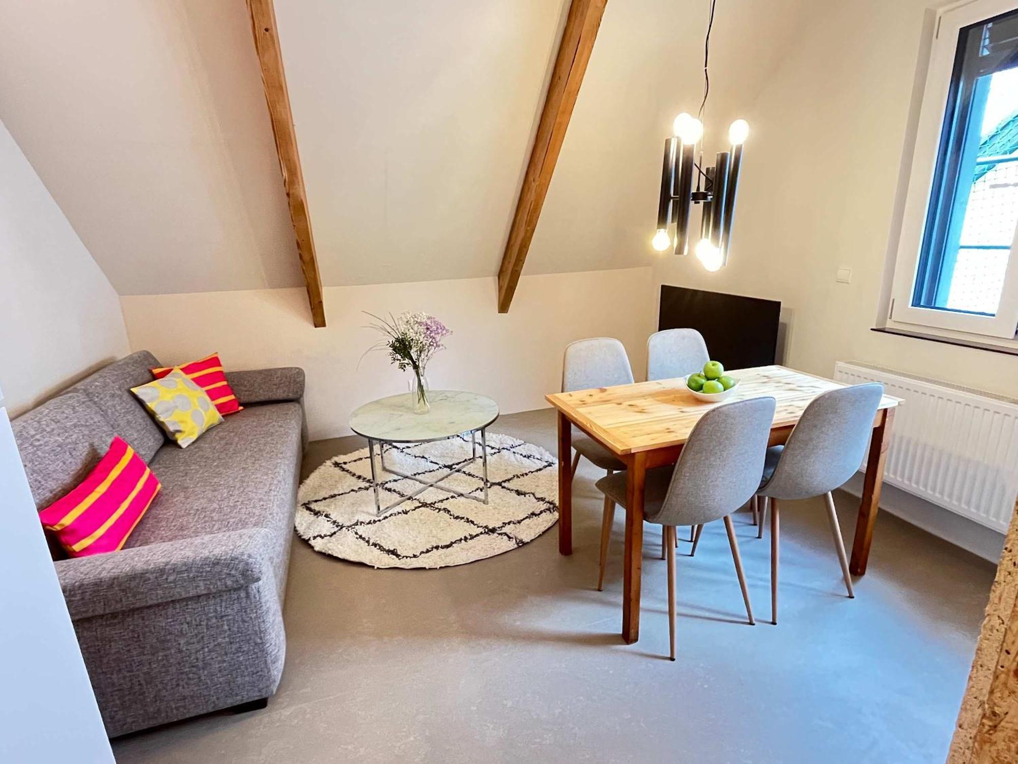 Quiet&cozy Perfect For Groups & Families & Business Trips, Near Ber Airport Berlijn